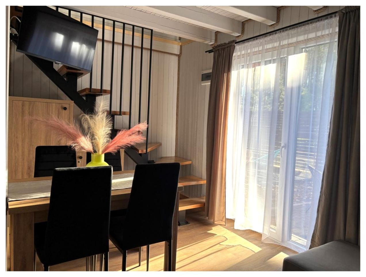 Resort Eden - Domki, Pokoje, Apartamenty Jastrzębia Góra 外观 照片
