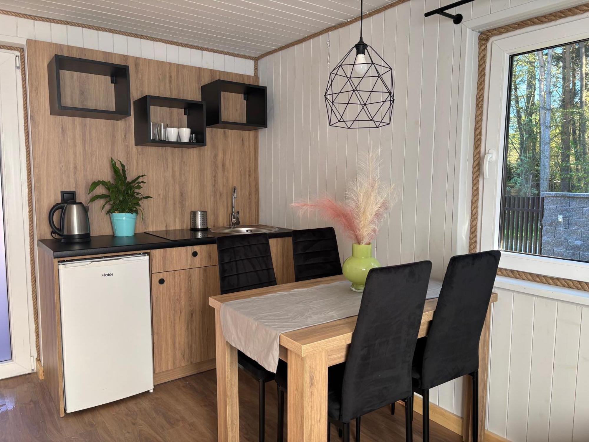 Resort Eden - Domki, Pokoje, Apartamenty Jastrzębia Góra 外观 照片