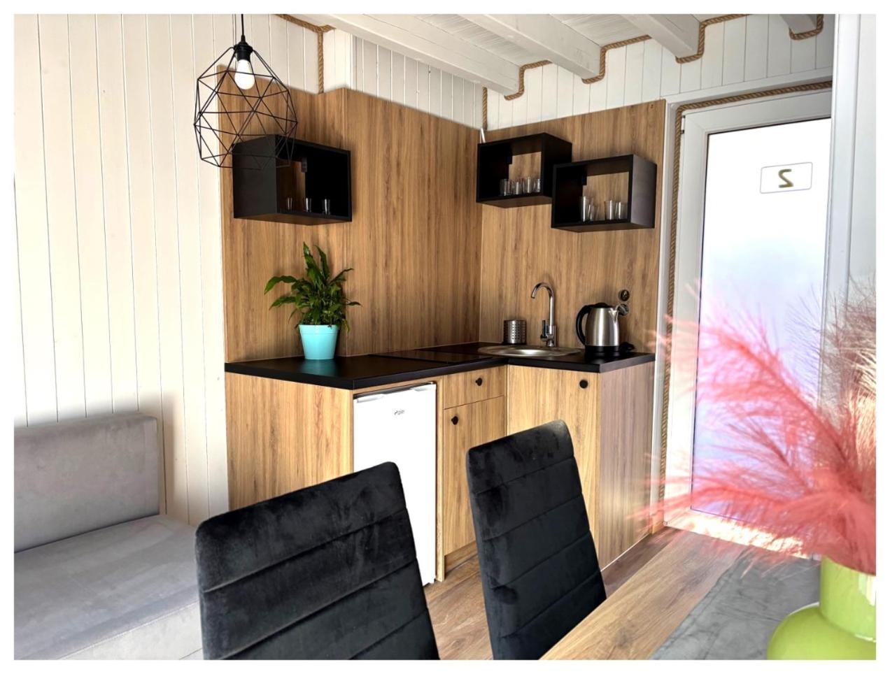 Resort Eden - Domki, Pokoje, Apartamenty Jastrzębia Góra 外观 照片